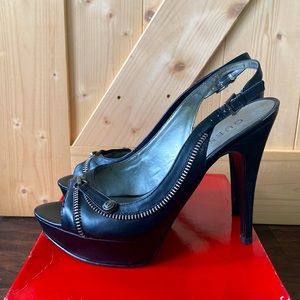 Guess GF Kalyn Heels